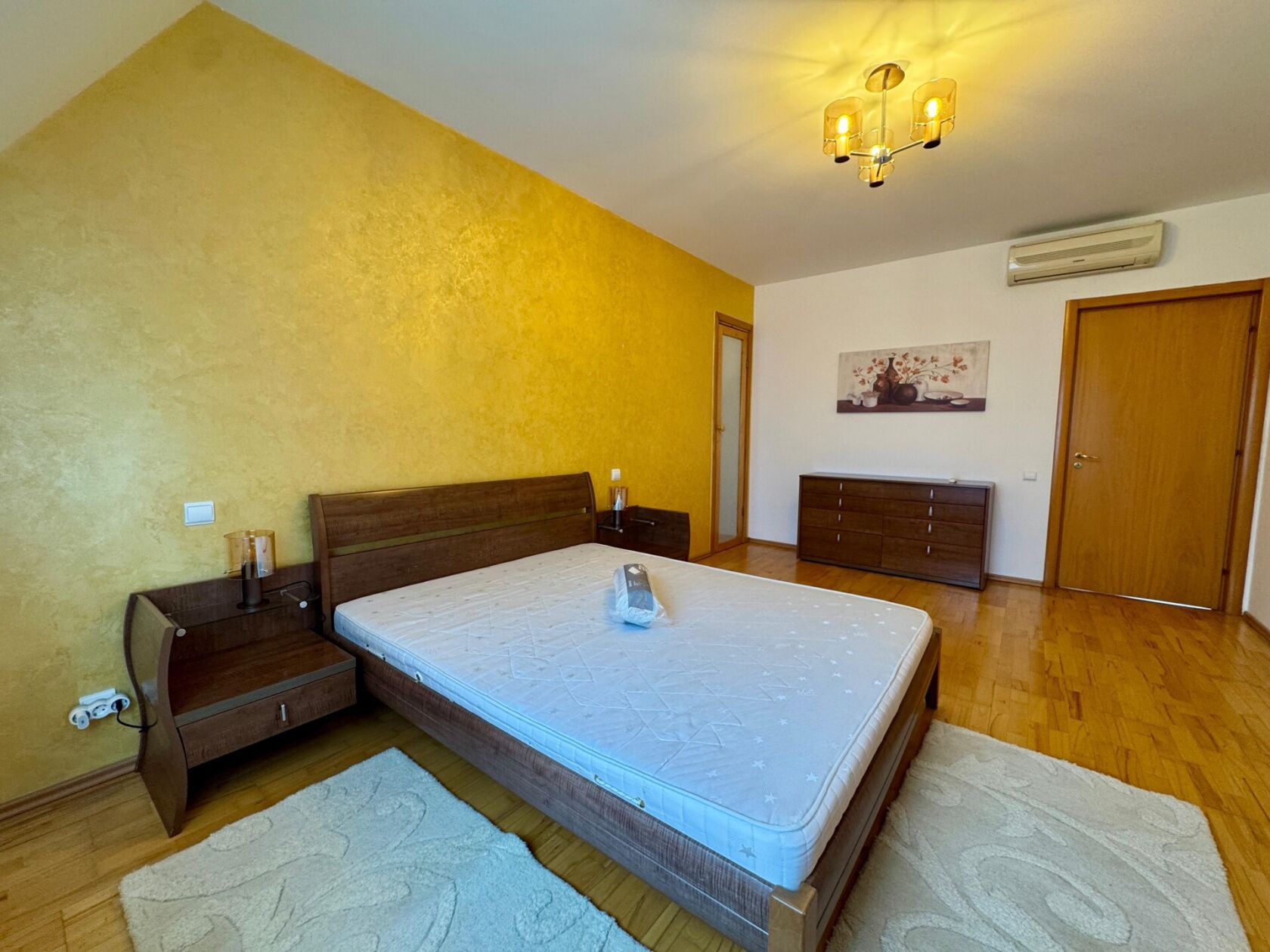 Vilă P+1+M în complex Ibita Sol | Iancu Nicolae | Piscină | Garaj